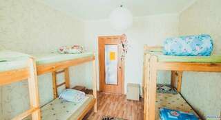 Гостиница HOSTEL House Улан-Удэ Двухъярусная кровать в общем номере с 2 кроватями-2